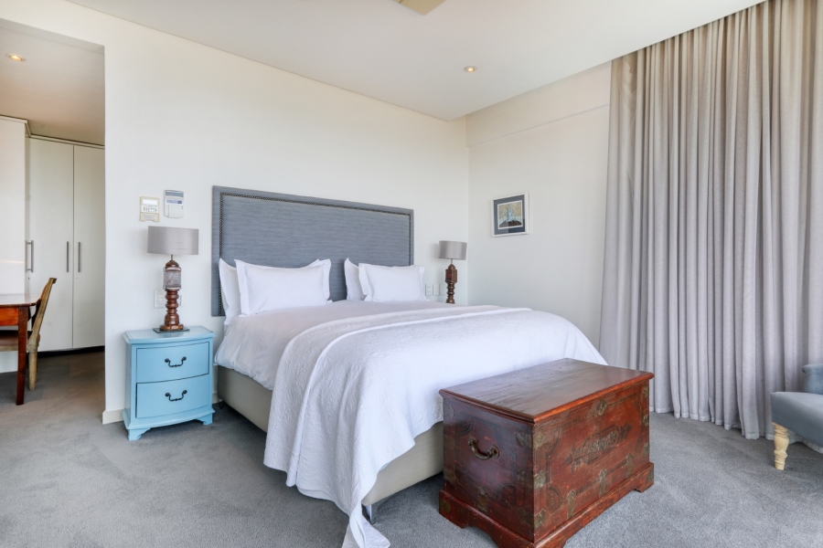 To Let 5 Bedroom Property for Rent in Camps Bay Western Cape